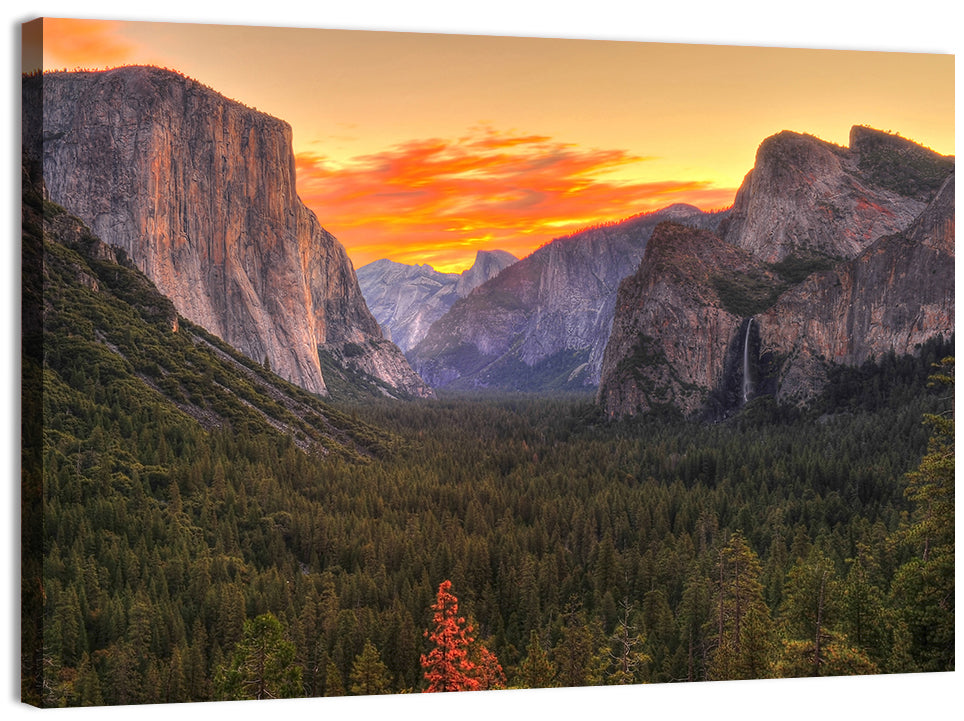 Yosemite Valley Sunset from Tunnel View Wall Art, canvas print, landscape
