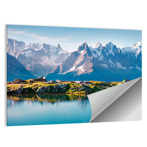 Mountain Lake Blanc Wall Art