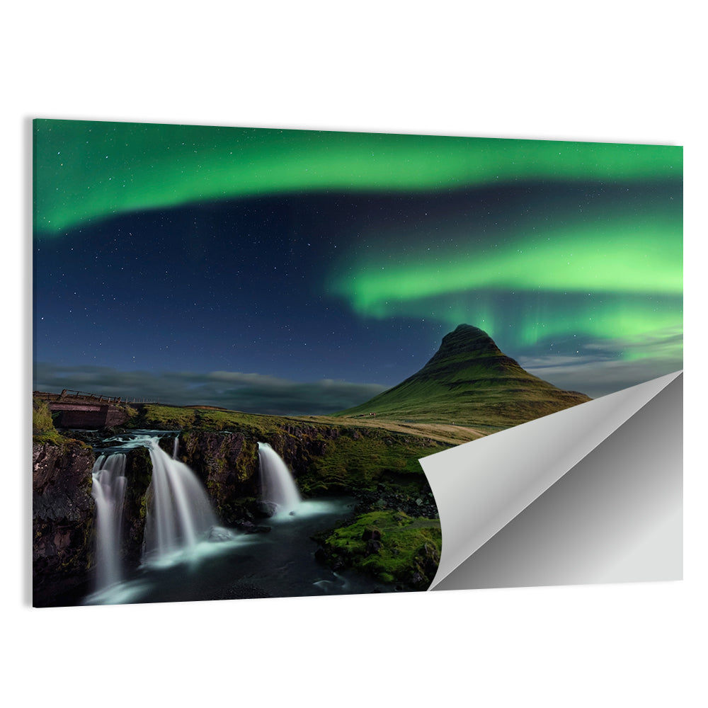 Northern Lights Over Kirkjufellsfoss Wall Art