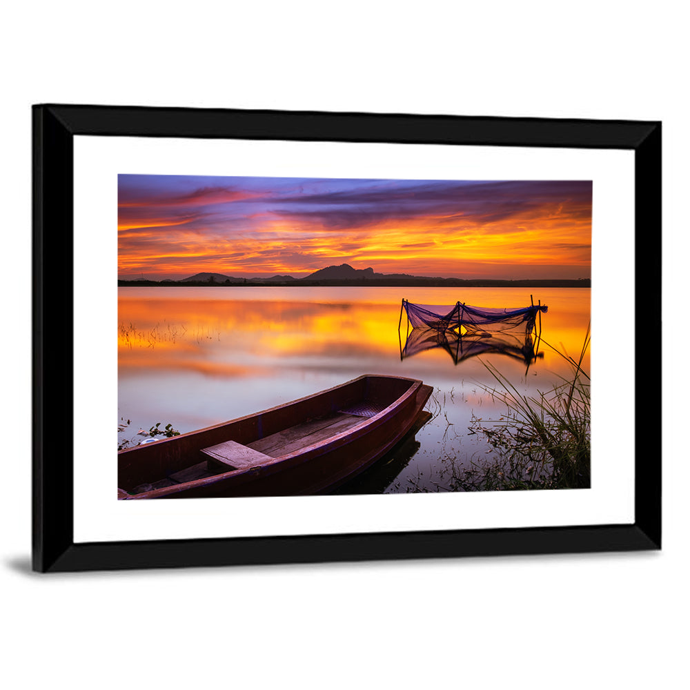 Boat Tide At The Lake Near The Net Wall Art