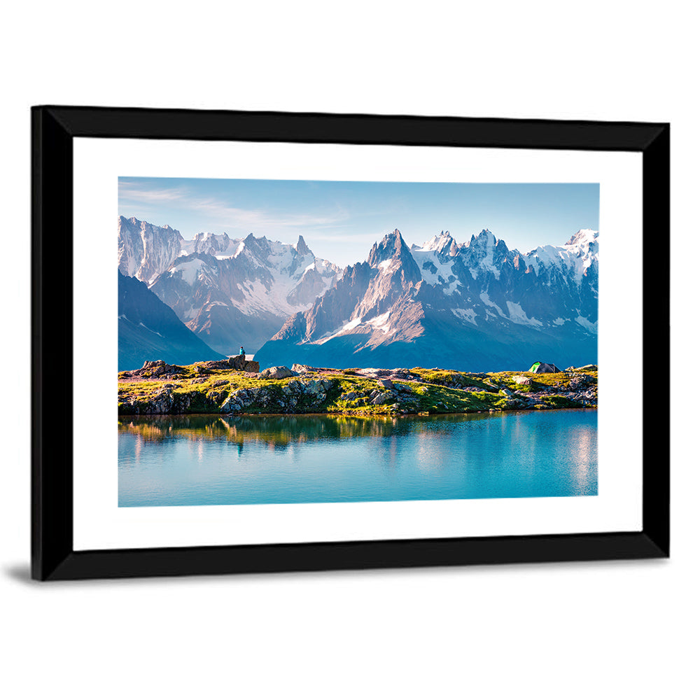 Mountain Lake Blanc Wall Art