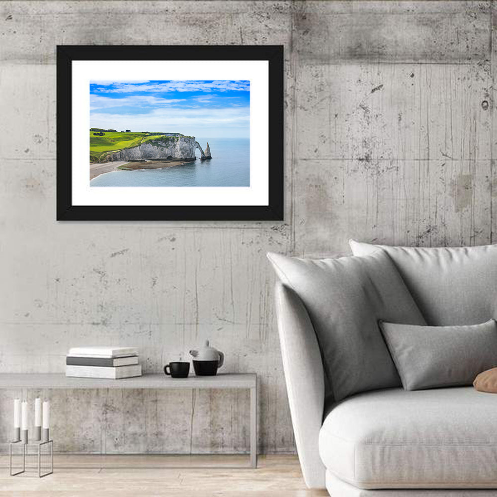 Étretat Porte D'aval Cliff Wall Art in a room, landscape