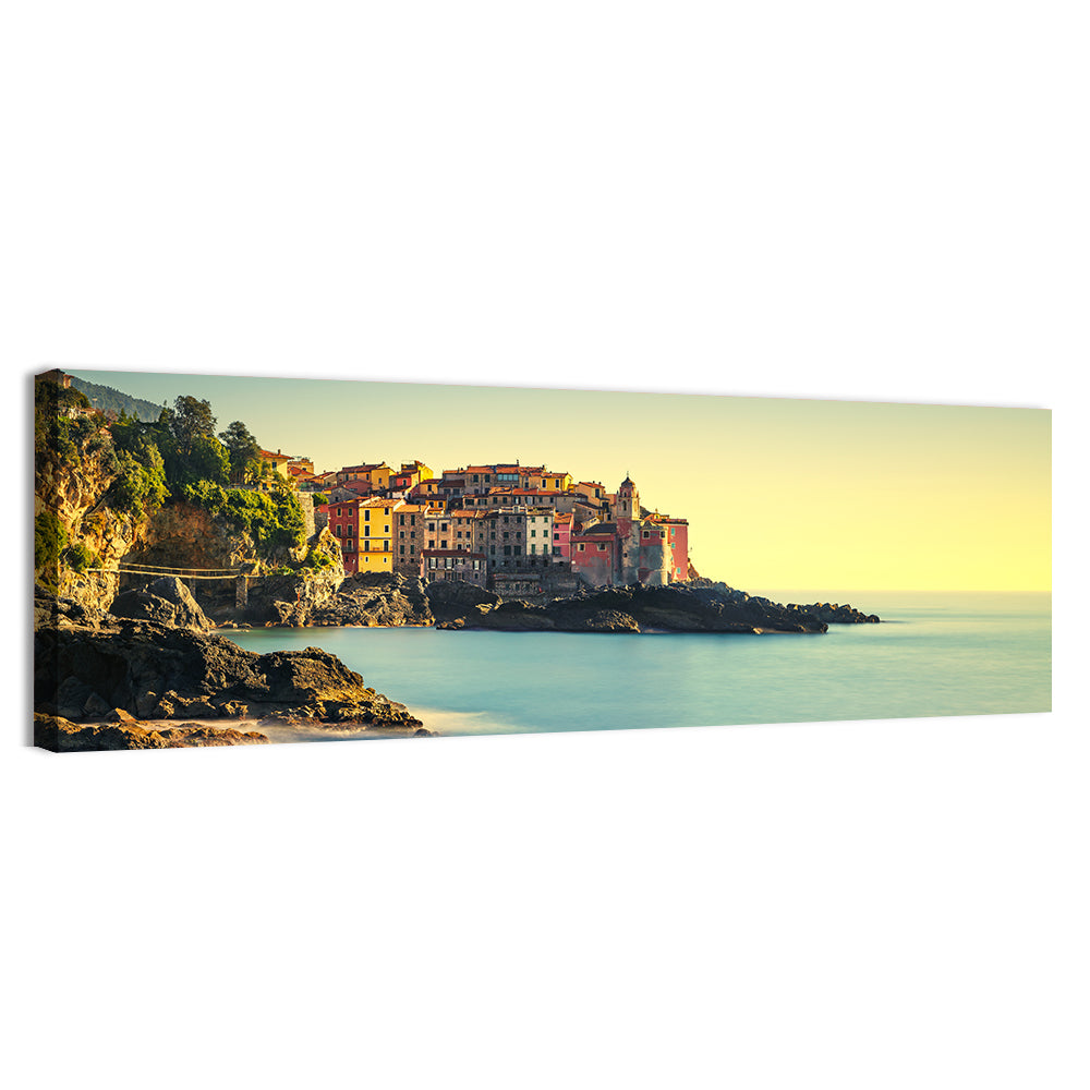 Manarola Cliffside, Cinque Terre Wall Art