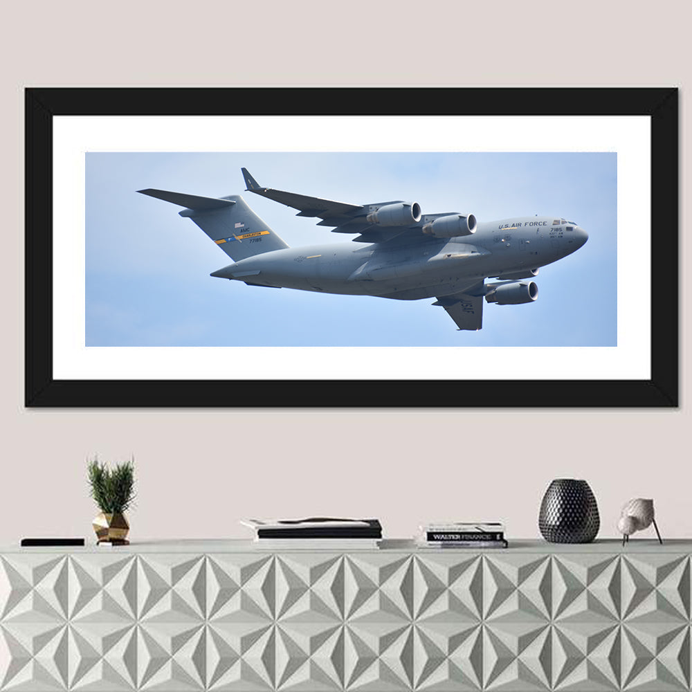 C-17 Globemaster Iii England Airshow Blue Sky Wall Art