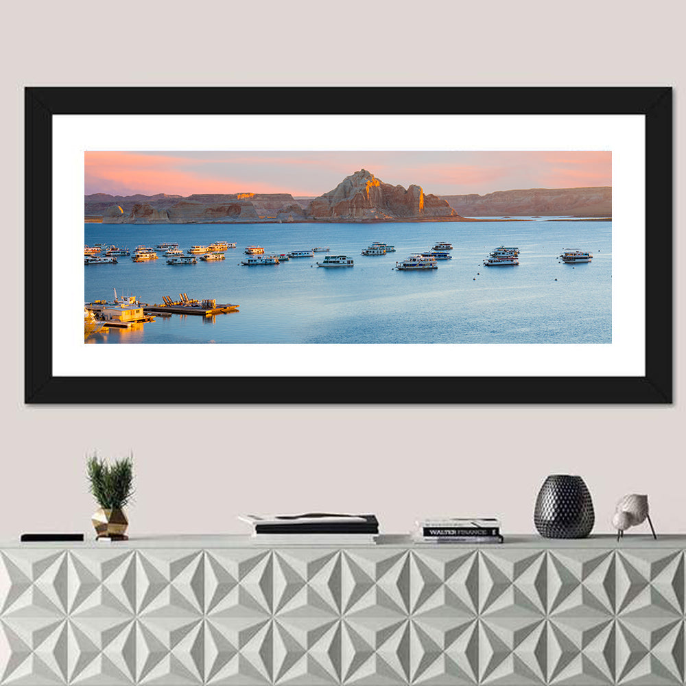 Houseboats on Lake Powell, Page Arizona Wall Art