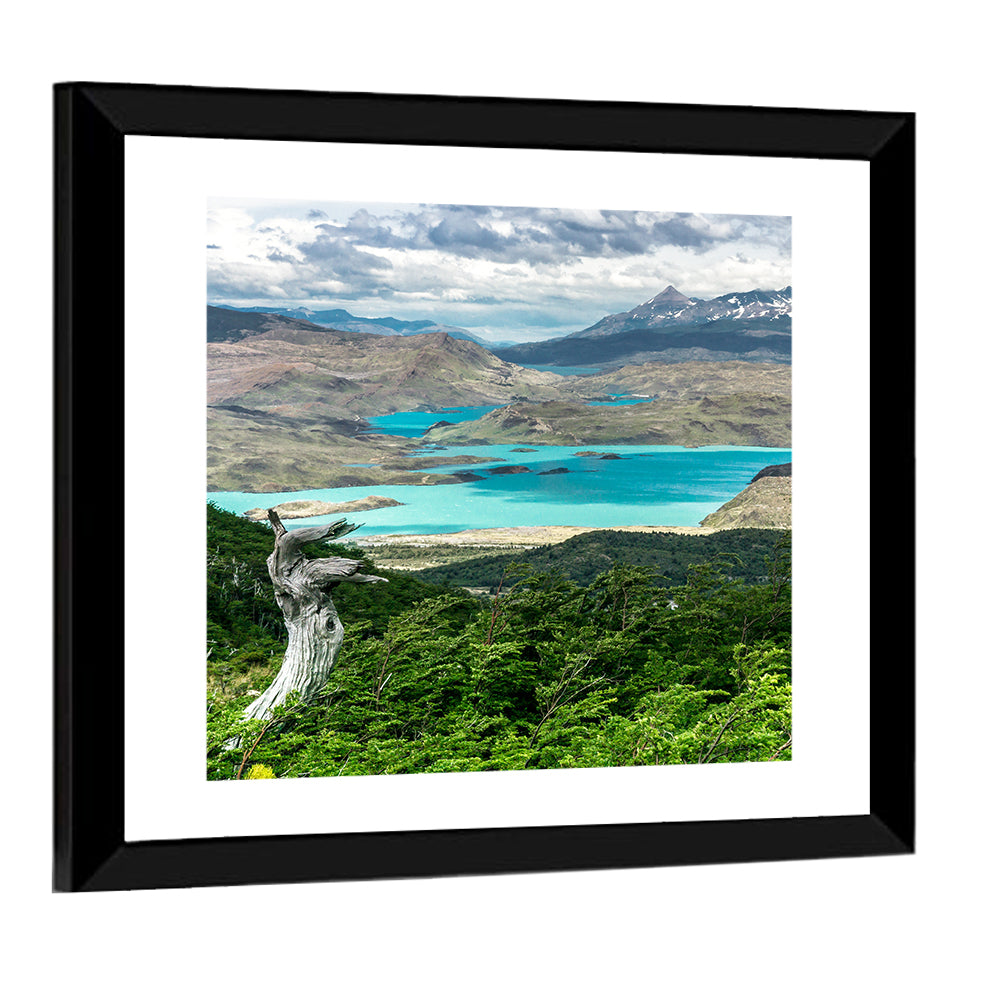 Hiking to Britanico Wall Art