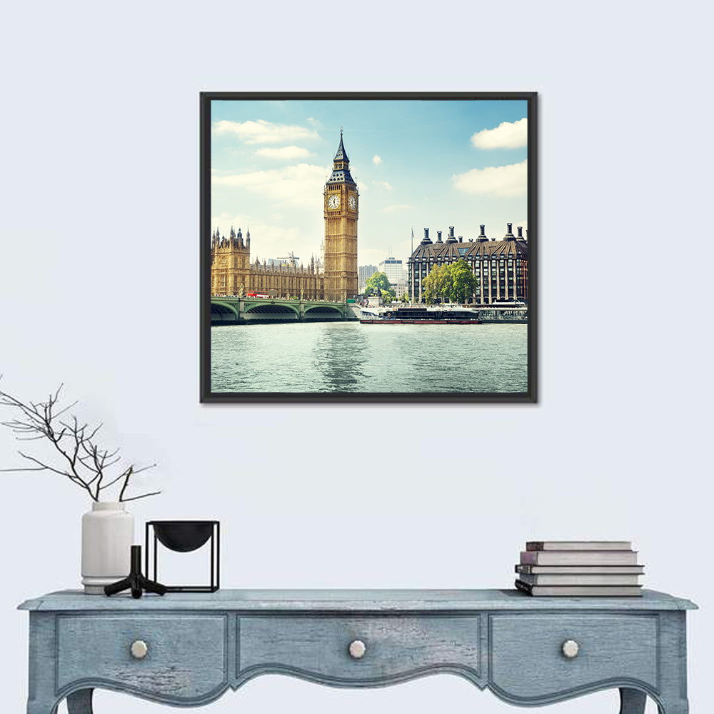 Big Ben on a Sunny Day Wall Art