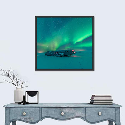 Aurora Over Wreck Beach Wall Art