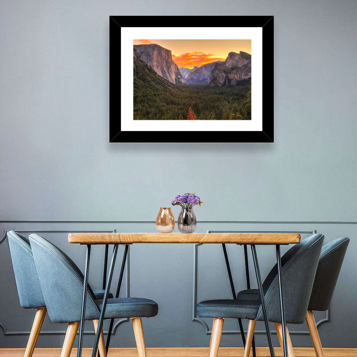 Yosemite Valley Sunset from Tunnel View Wall Art in a room, landscape