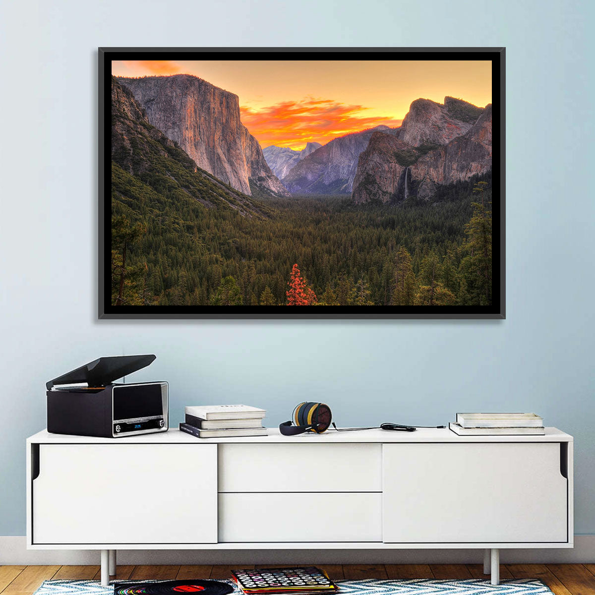 Yosemite Valley Sunset from Tunnel View Wall Art in a room, landscape