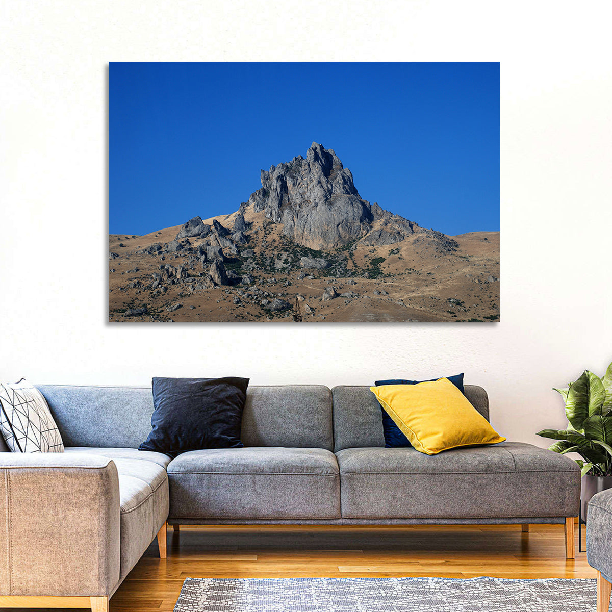 Besh Barmag Mountain Peak Wall Art