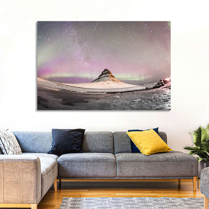 Aurora Over Kirkjufell Wall Art