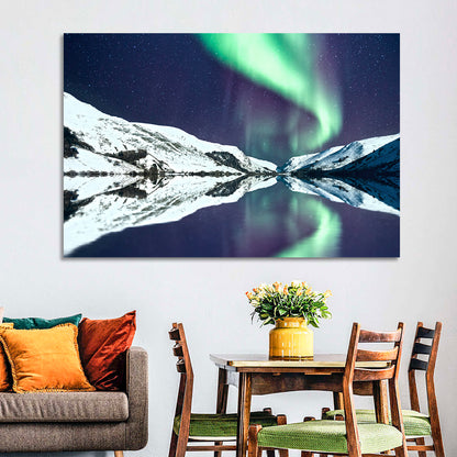 Emerald Aurora Over Mirror Lake Wall Art