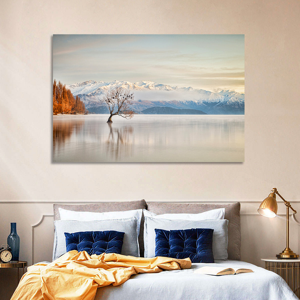 That Wanaka Tree, Lake Wanaka Wall Art in a room, landscape