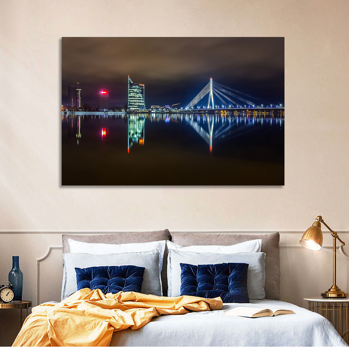 Vanšu Bridge Night Skyline Wall Art