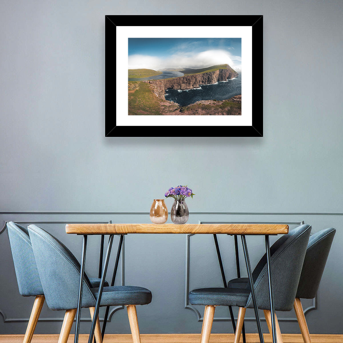 Traelanipa Cliffs, Sørvágsvatn Wall Art