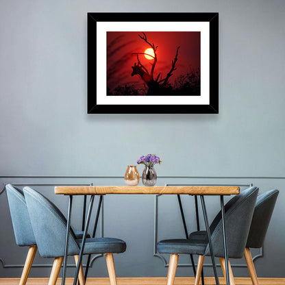 Giraffe Silhouette at Sunset Wall Art