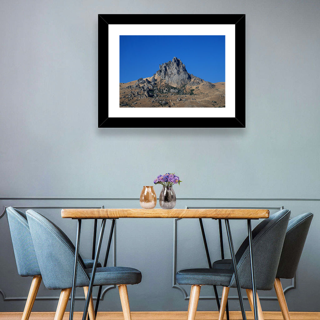 Besh Barmag Mountain Peak Wall Art