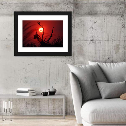 Giraffe Silhouette at Sunset Wall Art