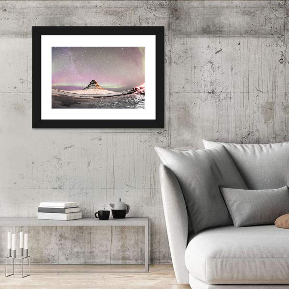 Aurora Over Kirkjufell Wall Art