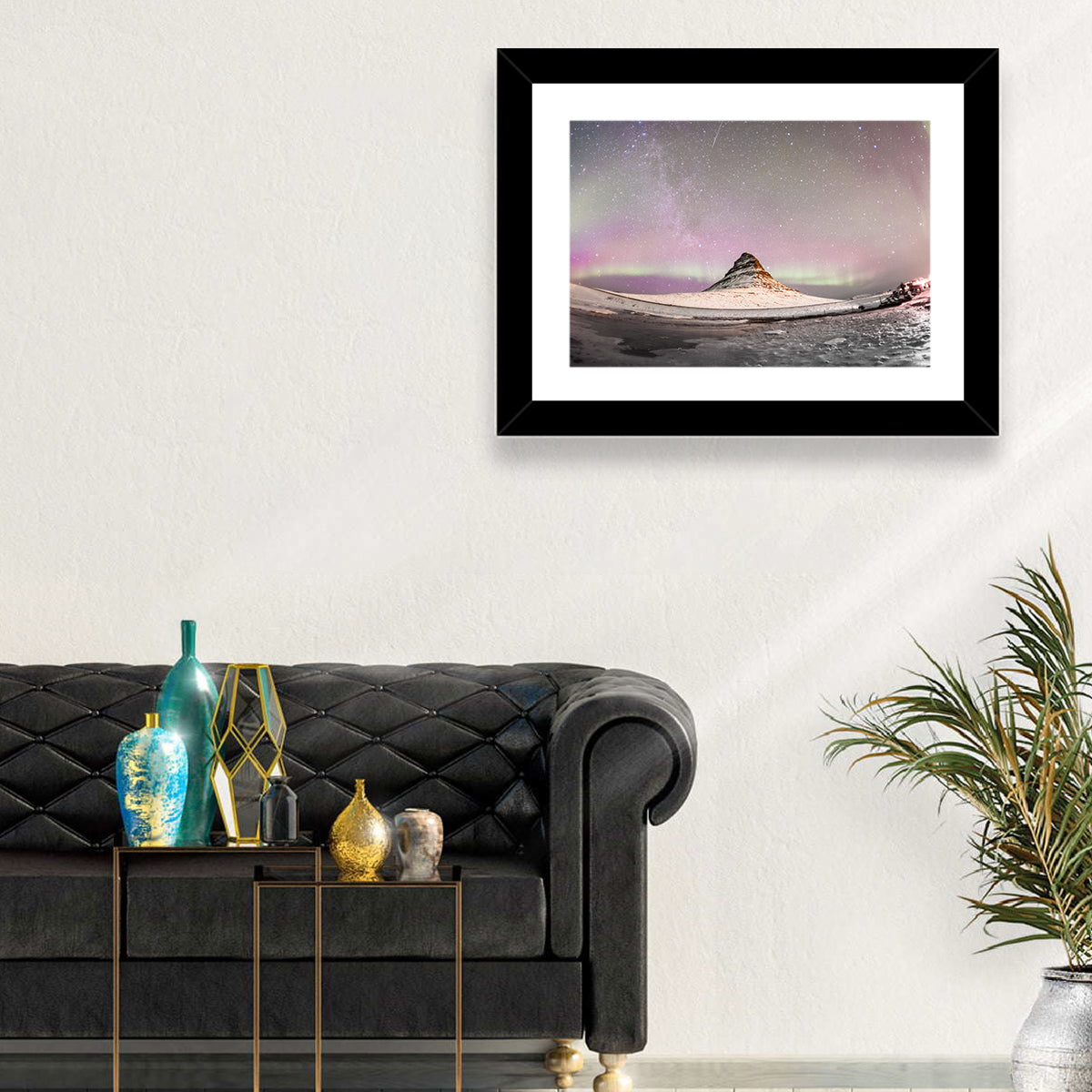 Aurora Over Kirkjufell Wall Art