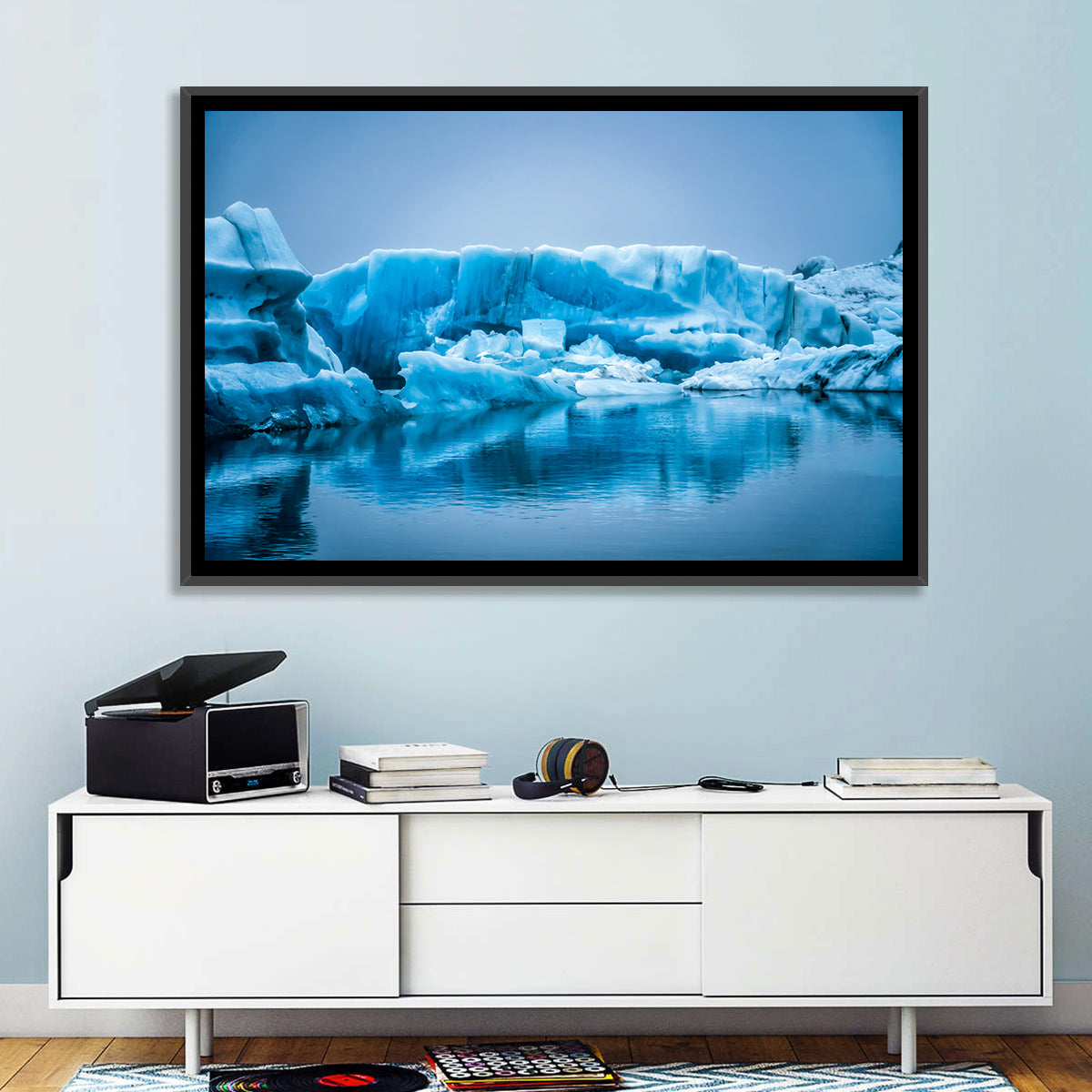 Icebergs in Jokulsarlon Wall Art in a room, landscape
