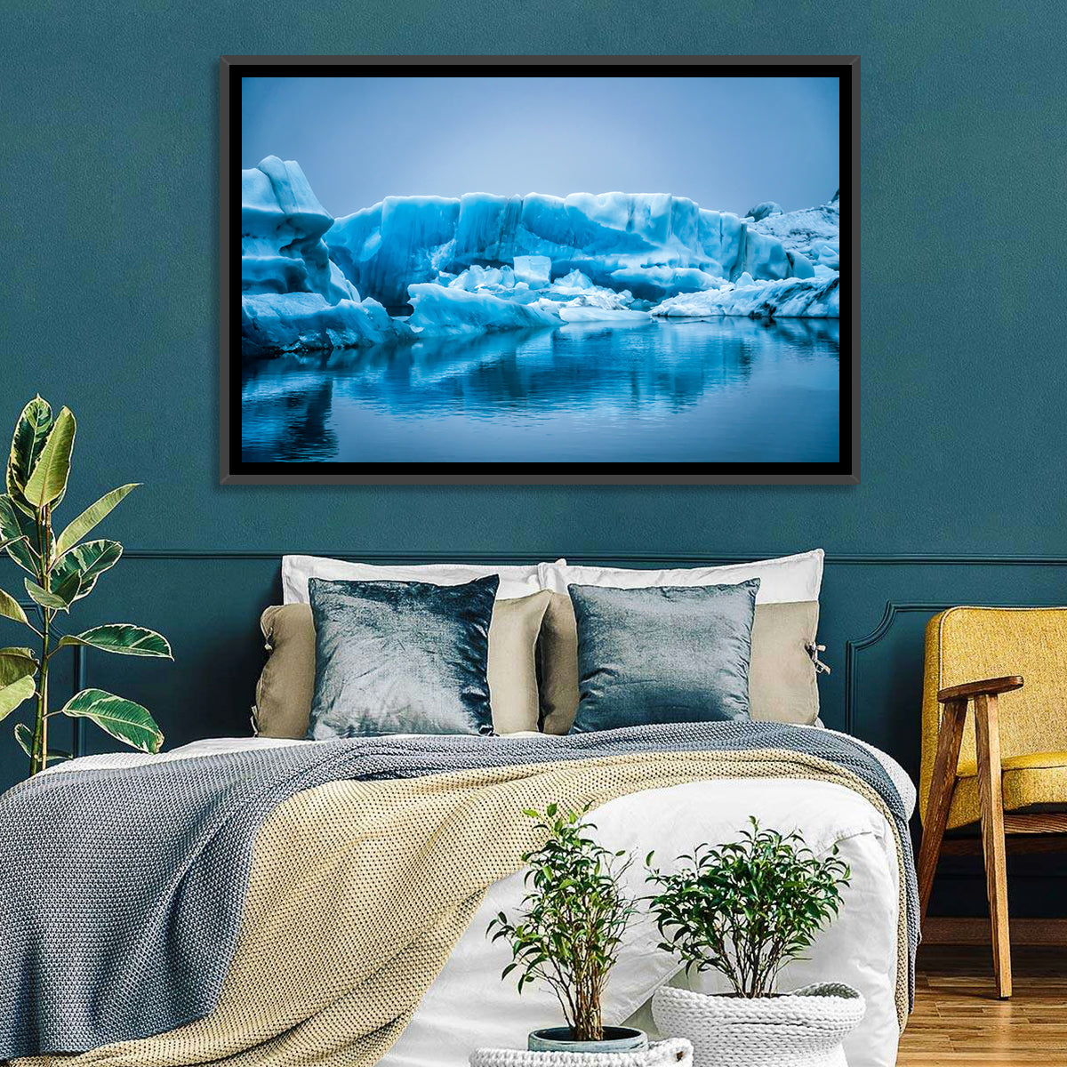 Icebergs in Jokulsarlon Wall Art in a room, landscape