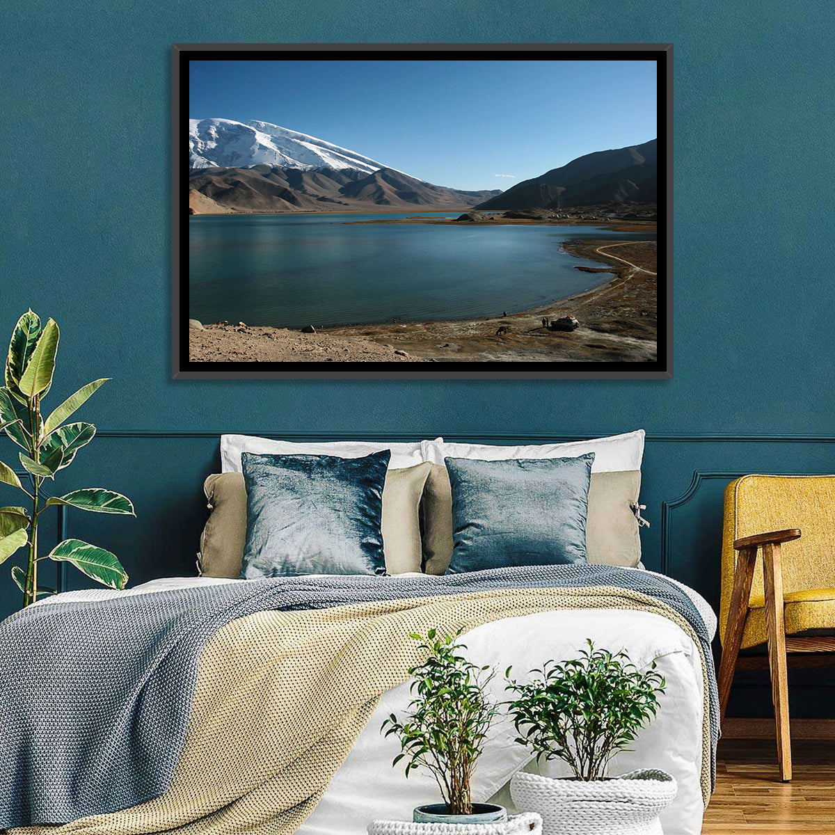 Muztahgata and Karakul Lake Wall Art in a room, landscape