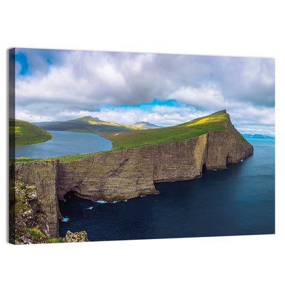 Sørvágsvatn Cliff Overlook Wall Art