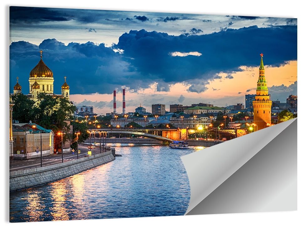 Kremlin on the Moskva River Wall Art