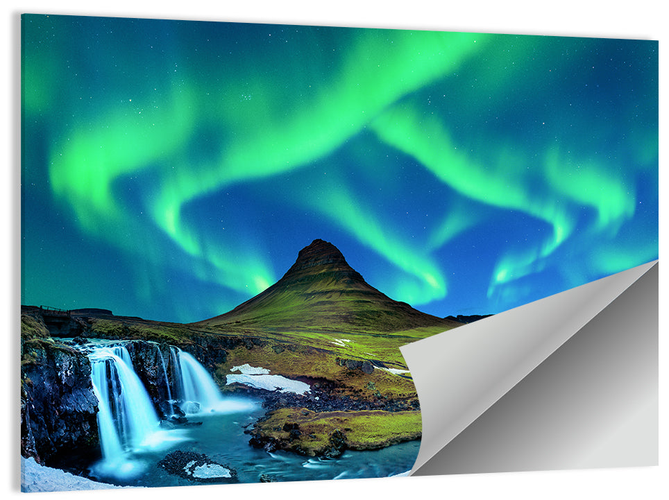 Kirkjufell Northern Lights Wall Art