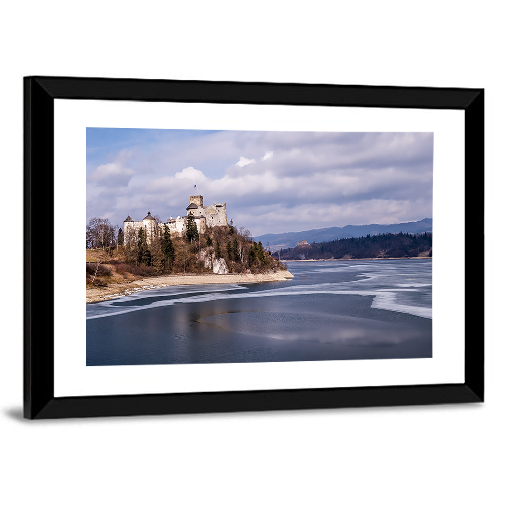 Niedzica Castle on Czorsztynskie Lake Wall Art