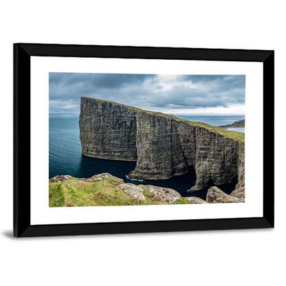 Trælanípa Cliff, Faroe Islands Wall Art