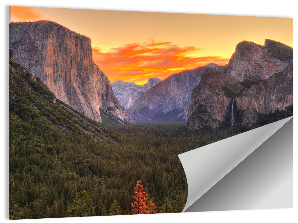 Yosemite Valley Sunset from Tunnel View Wall Art