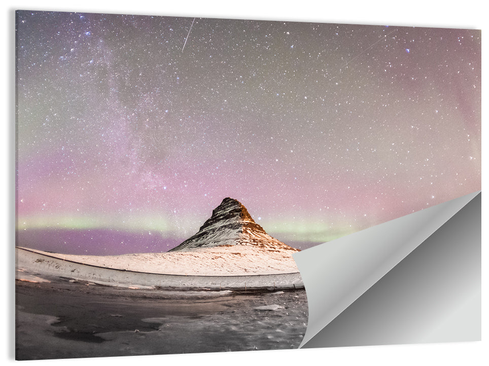 Aurora Over Kirkjufell Wall Art
