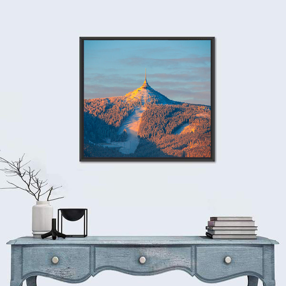 Jested Mountain Wall Art