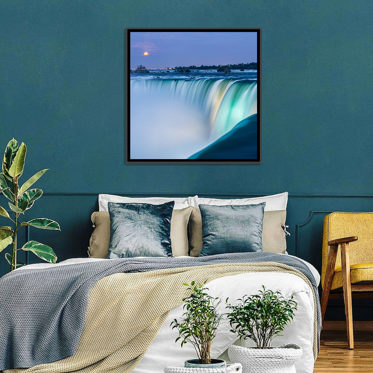 Horseshoe Falls by Moonlight Wall Art