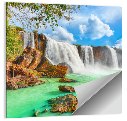 Dray Nur Waterfall Wall Art
